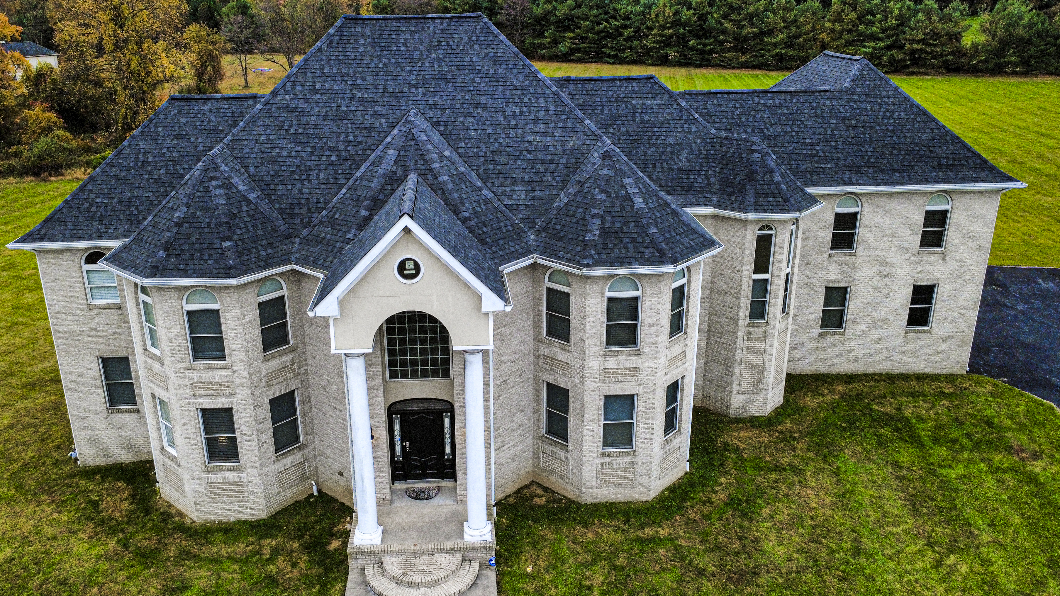 How Proper Attic Insulation Protects Your Roof in Winter